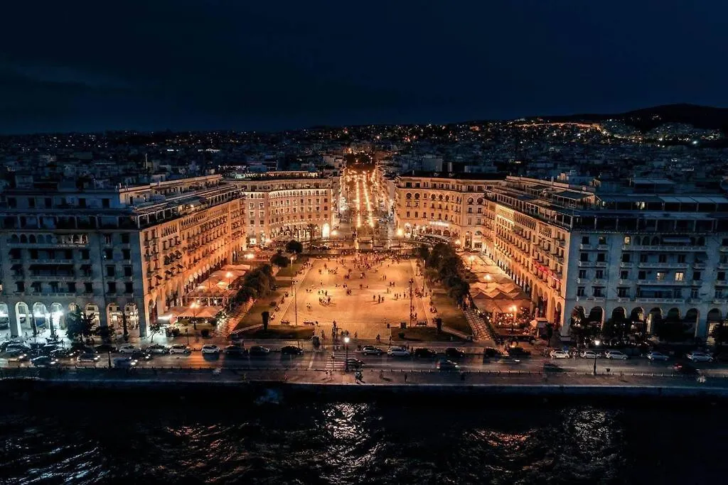 Thess Vibes @ City Center Thessaloniki Apartment